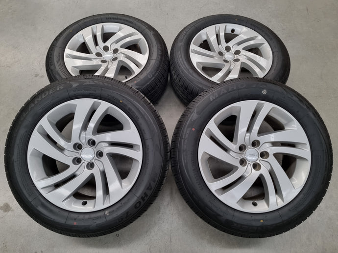 Genuine Range Rover Evoque 2022 Model 18 Inch Wheels and Tyres Set of 4