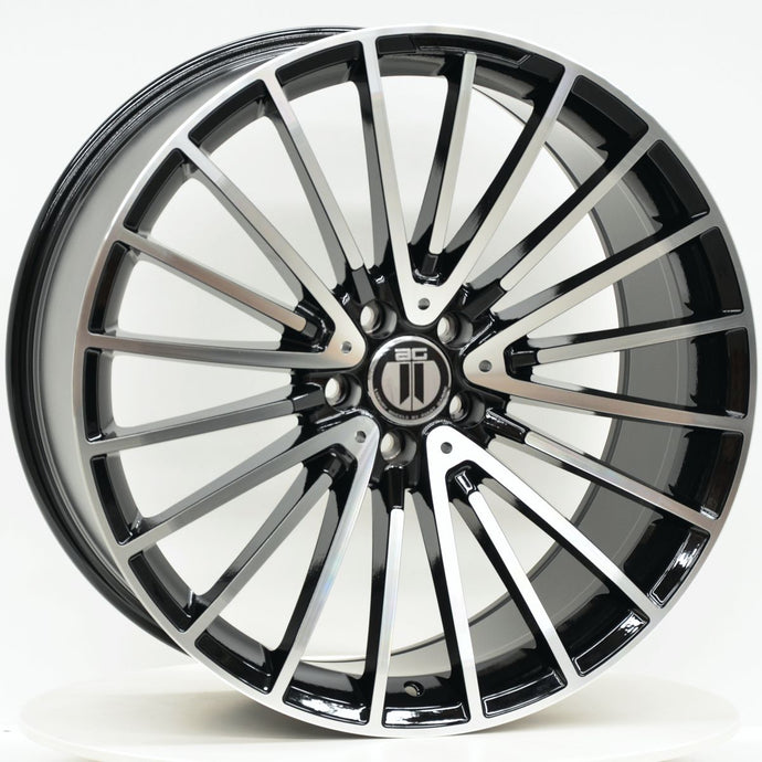 AM600 20 Inch Staggered ET45 Black Machined Face