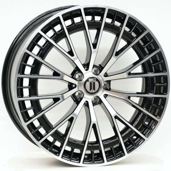 AM640 22 Inch Staggered ET35 Black Machined Face