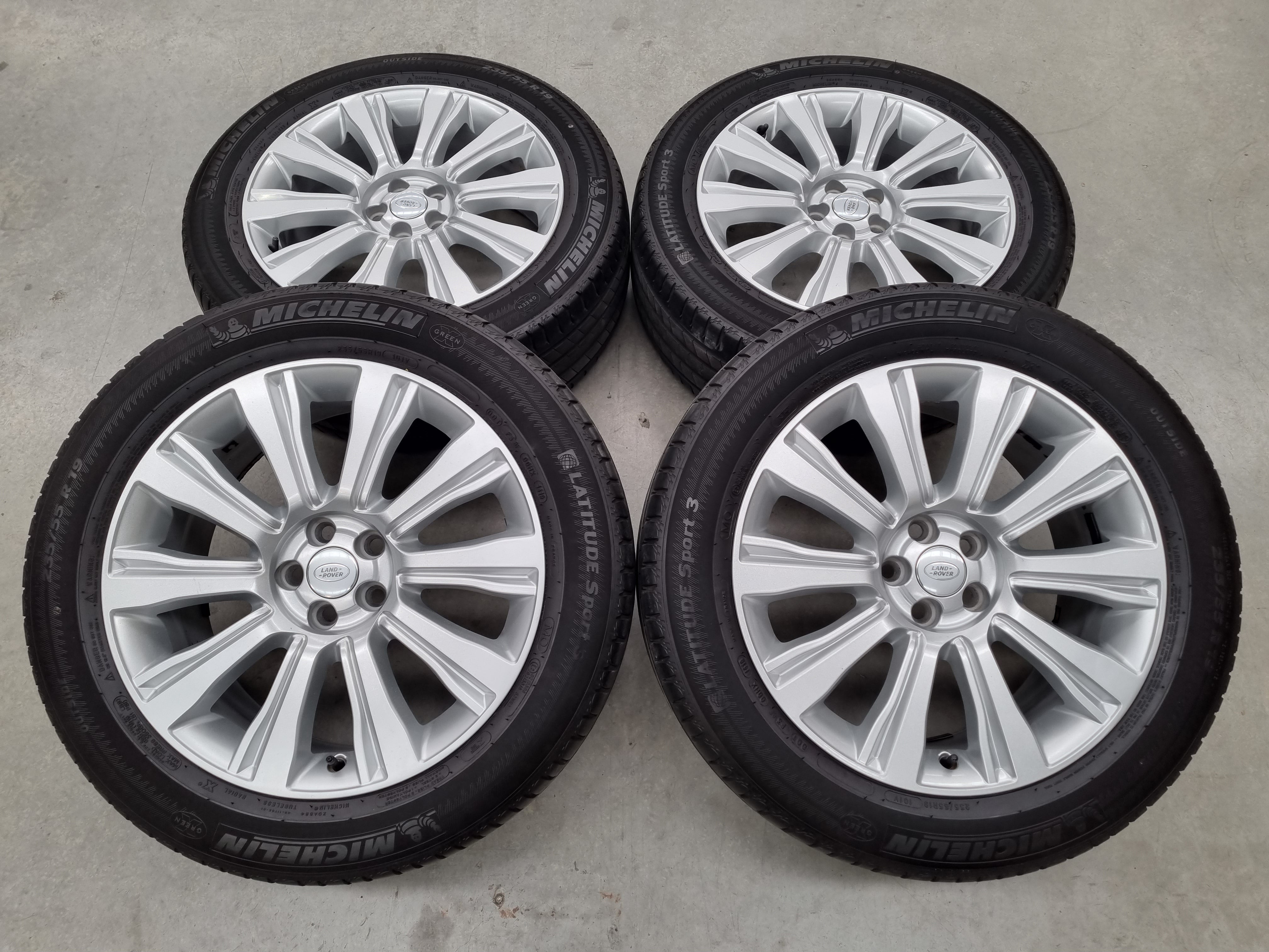 Genuine Range Rover Evoque EJ32 Silver 19 Inch Wheels and Tyres Set of ...